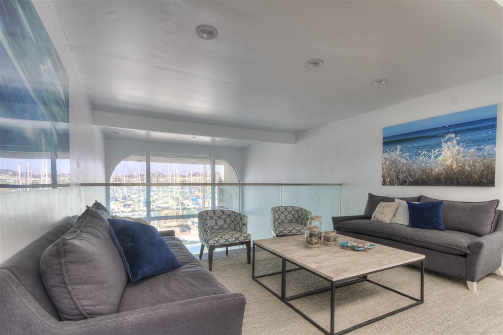 Oceanside Marina Suites - A Waterfront Hotel Interiør billede