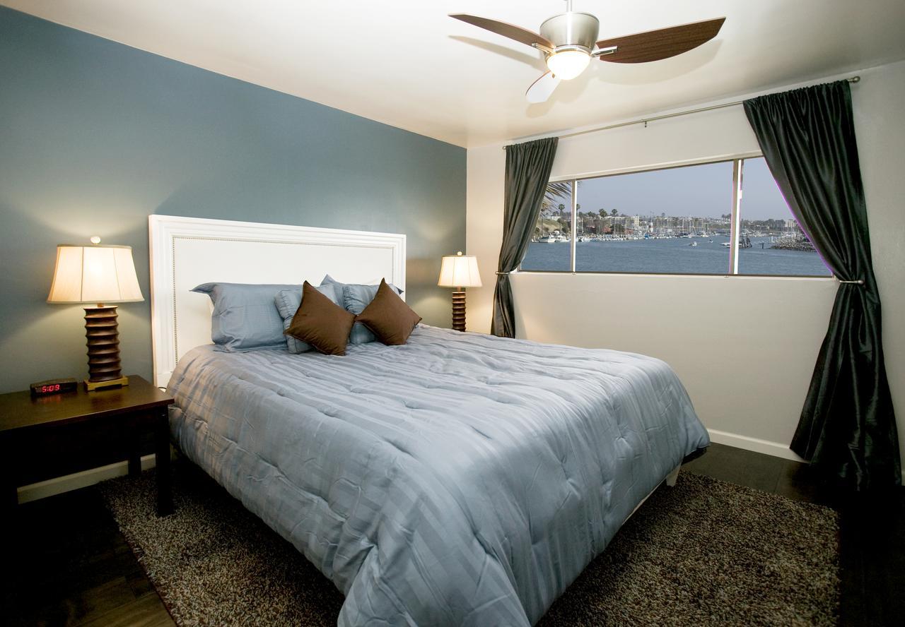 Oceanside Marina Suites - A Waterfront Hotel Eksteriør billede