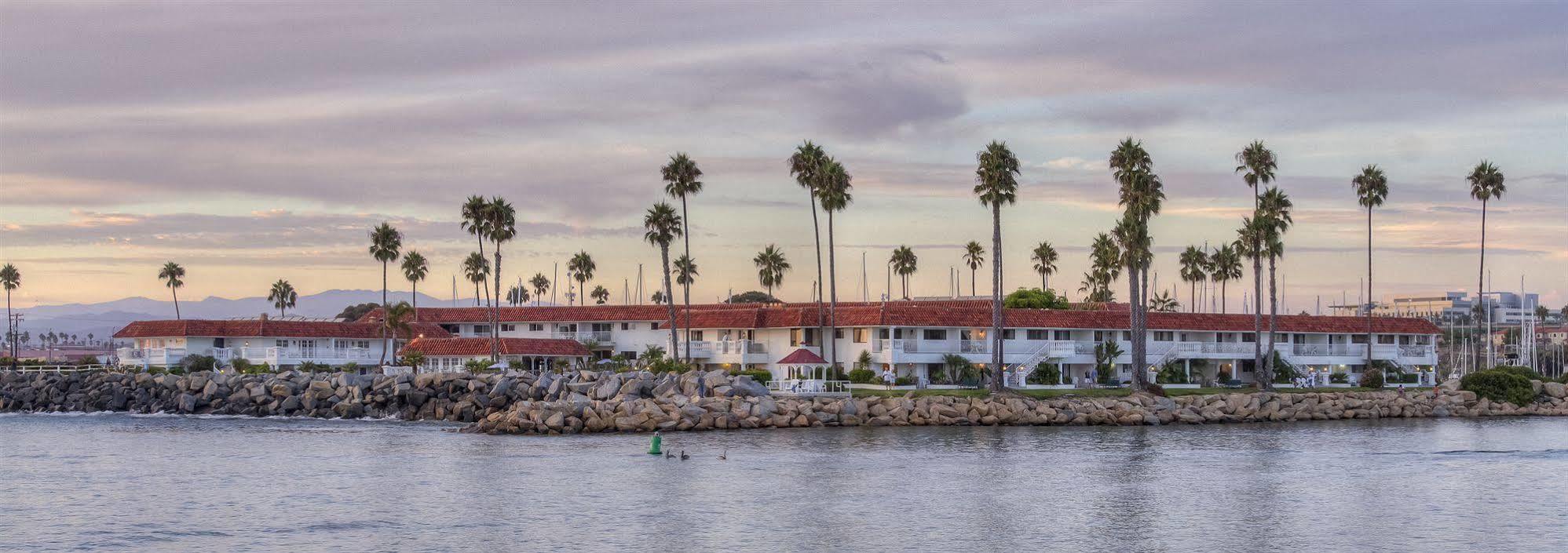 Oceanside Marina Suites - A Waterfront Hotel Eksteriør billede